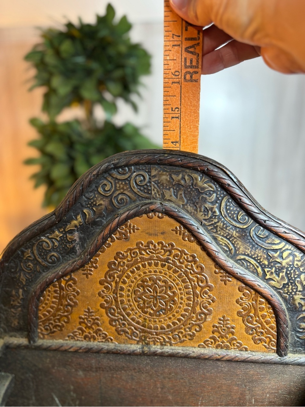 Vintage Spanish Revival Embossed Metal and Wood Wall Pocket Decor - Picture 11 of 11